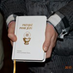 Poświęcenie książeczek dzieci przygotowujących się do I komunii świętej.