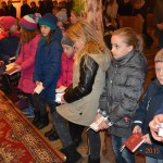 Poświęcenie książeczek dzieci przygotowujących się do I komunii świętej.