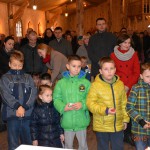 POŚWIĘCENIE MEDALIKÓW DZIECI PRZYGOTOWUJĄCYCH SIE DO I KOMUNII ŚW.