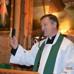 Obrzęd poświęcenia książeczek do nabożeństwa dzieci przygotowujących się do I Komunii św