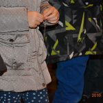 Poświęcenie medalików dzieci przygotowujących sie do I Komunii Św