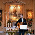 Koncert kolęd w wykonaniu Macieja Miecznikowskiego