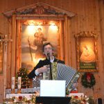 Koncert kolęd w wykonaniu Macieja Miecznikowskiego