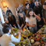 Dekoracje Wielkanocne-przygotowane przez młodzież oazową i scholę parafialną