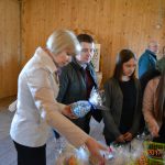 Dekoracje Wielkanocne-przygotowane przez młodzież oazową i scholę parafialną