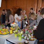 Dekoracje Wielkanocne-przygotowane przez młodzież oazową i scholę parafialną