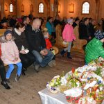 Poświęcenie pokarmów na stół wielkanocny