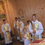 Podziękowanie ks. Rafałowi za posługę duszpasterską w parafii Św. Krzysztofa