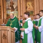 Przywitanie ks. Henryka z posługą duszpasterską w parafii