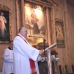 Podziękowanie ks. Henrykowi za posługę kapłańską w naszej parafii