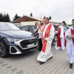 Obrzęd błogosławieństwa kierowców i poświęcenia pojazdów