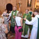 Rozpoczęcie posługi duszpasterskiej w naszej parafii przez ks. Andrzeja